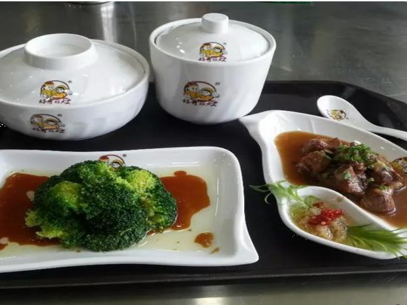 好哥好嫂中式營養(yǎng)快餐