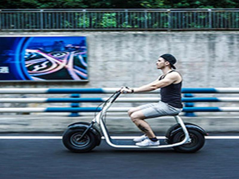 塞夫電動(dòng)智能滑板