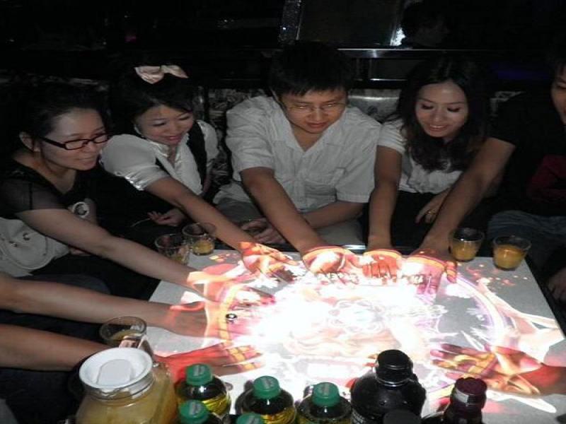 3D夜場(chǎng)娛樂(lè)機(jī)
