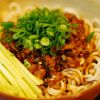 肉醬涼拌米線
