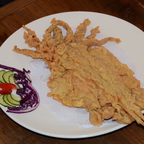 嘻魷記火山石烤魷魚(yú)產(chǎn)品-轟炸大魷魚(yú)