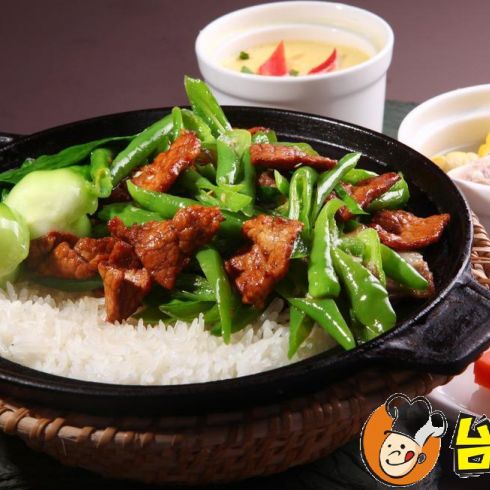臺北小棧煲仔飯美食