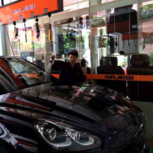 威潔士汽車(chē)美容洗車(chē)