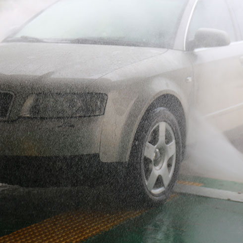雷龍洗車機(jī)器人-自動噴灑