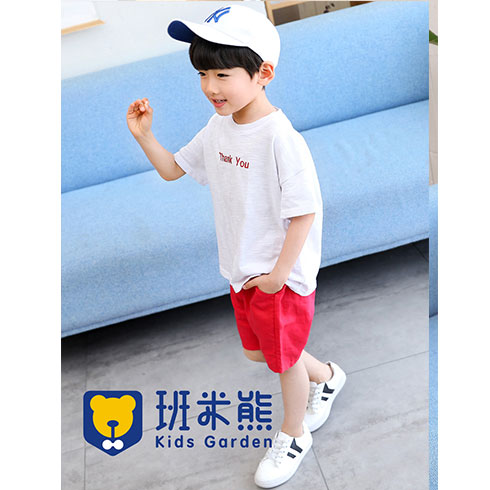 班米熊潮牌童裝-時(shí)尚簡(jiǎn)約童裝